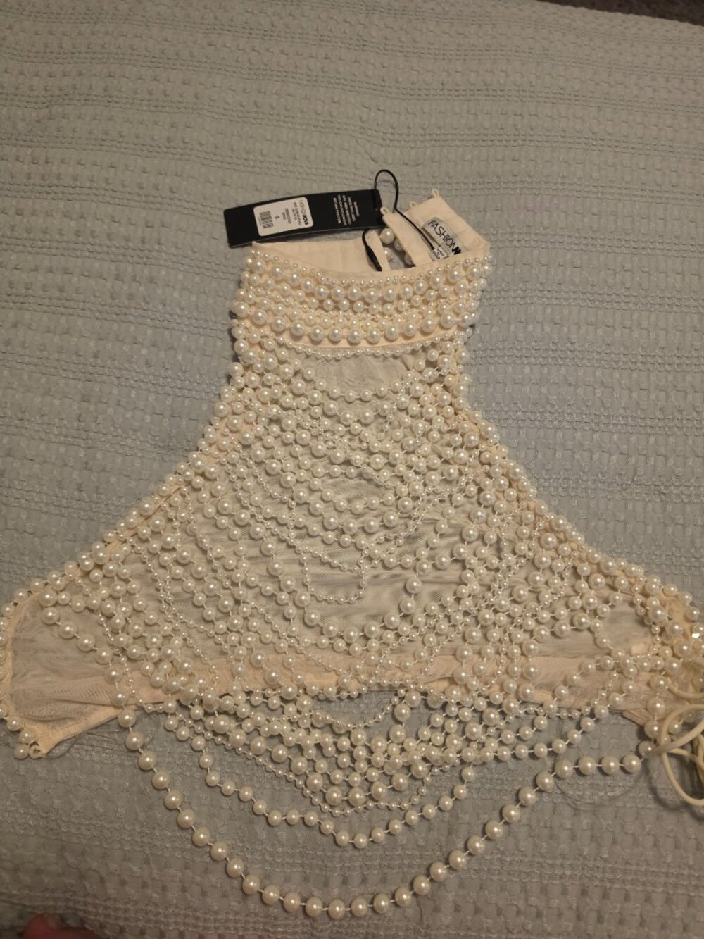 Fashion Nova Muse Behavior Pearls Halter Top - Picture 4 of 4
